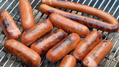 Ile kalorii ma kiełbasa? Kaloryczność i wartości odżywcze